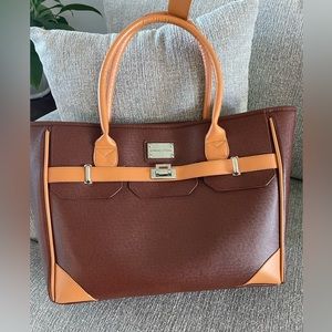Stylish and well maintained Adrienne Vittadini Laptop bag.